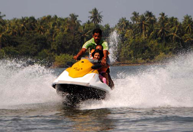 Water Sports in Tarkarli